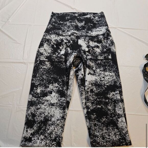 Lululemon Wunder Under High-Rise Tight 25" (Aerify Jacquard Black Alpine White) - Picture 10 of 13